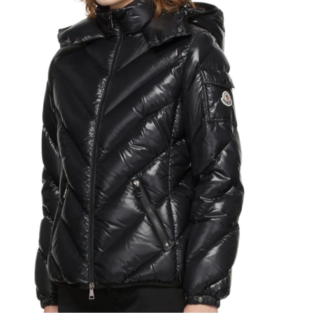 MONCLER
Black Down Chevron Brouel Jacket